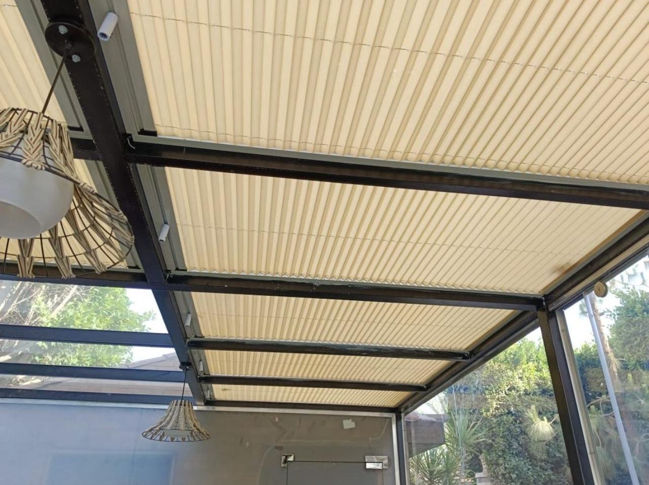 ستائر السقف